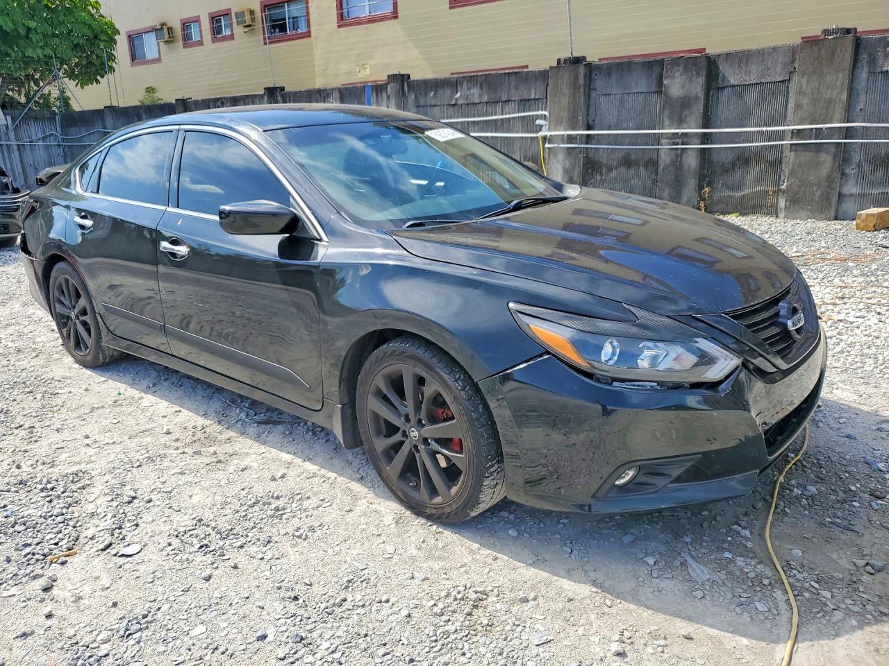 2016 Nissan Altima - zdjęcie 4