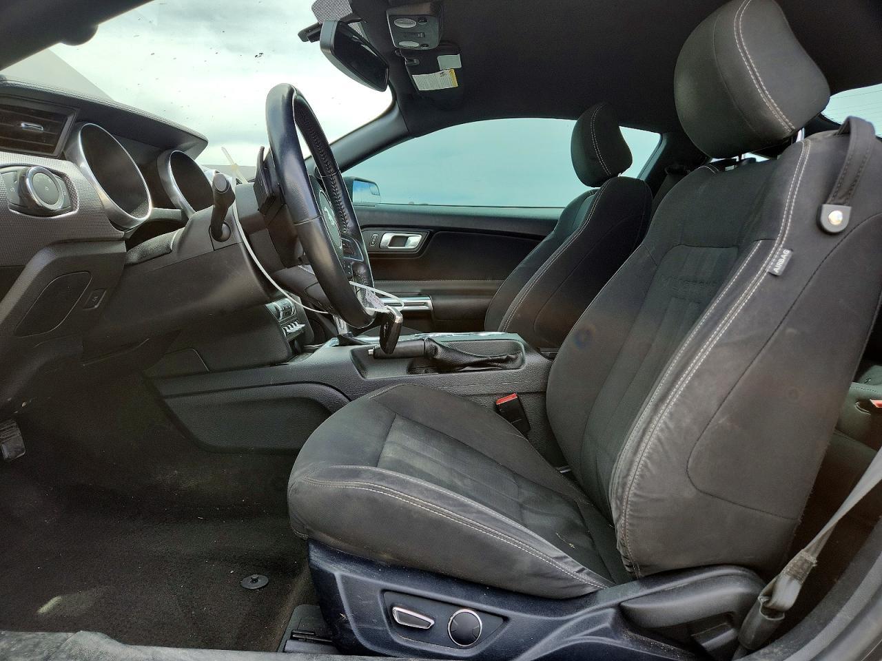 2018 Ford Mustang - zdjęcie 7