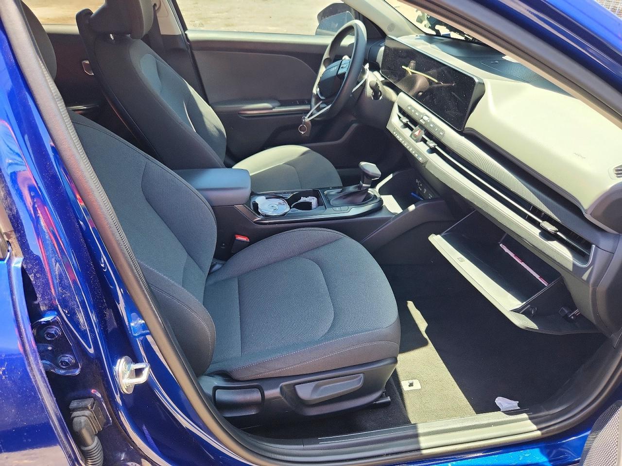 2025 Kia K4 Lxs - zdjęcie 13