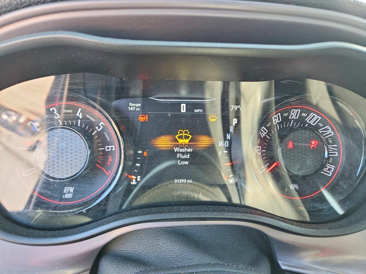 2023 Dodge Challenger Sxt - zdjęcie 9