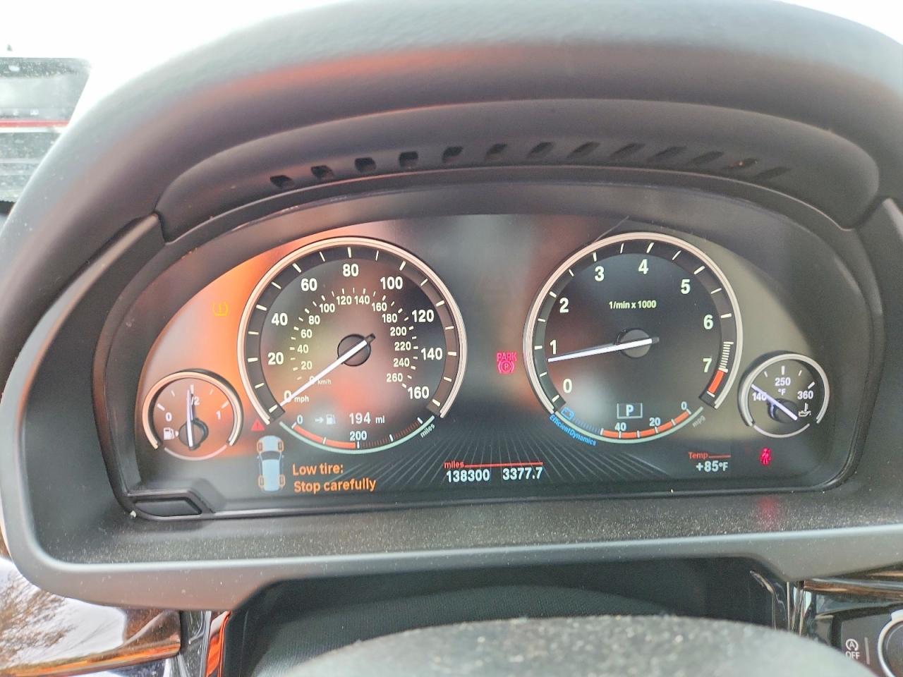 2017 BMW X5 - zdjęcie 9