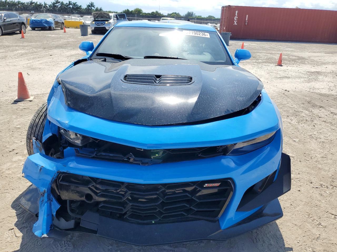 2022 Chevrolet Camaro Lt1 - zdjęcie 5