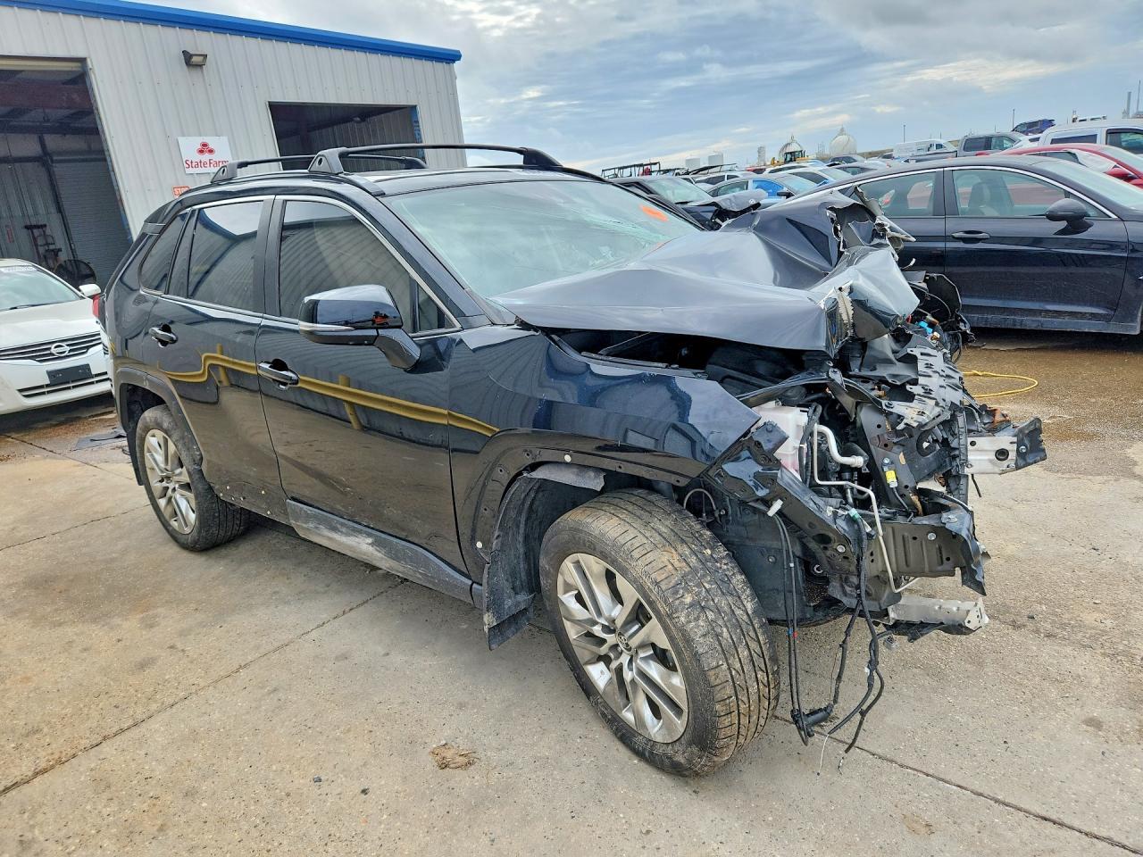 2019 Toyota Rav4 Xle Premium - zdjęcie 4