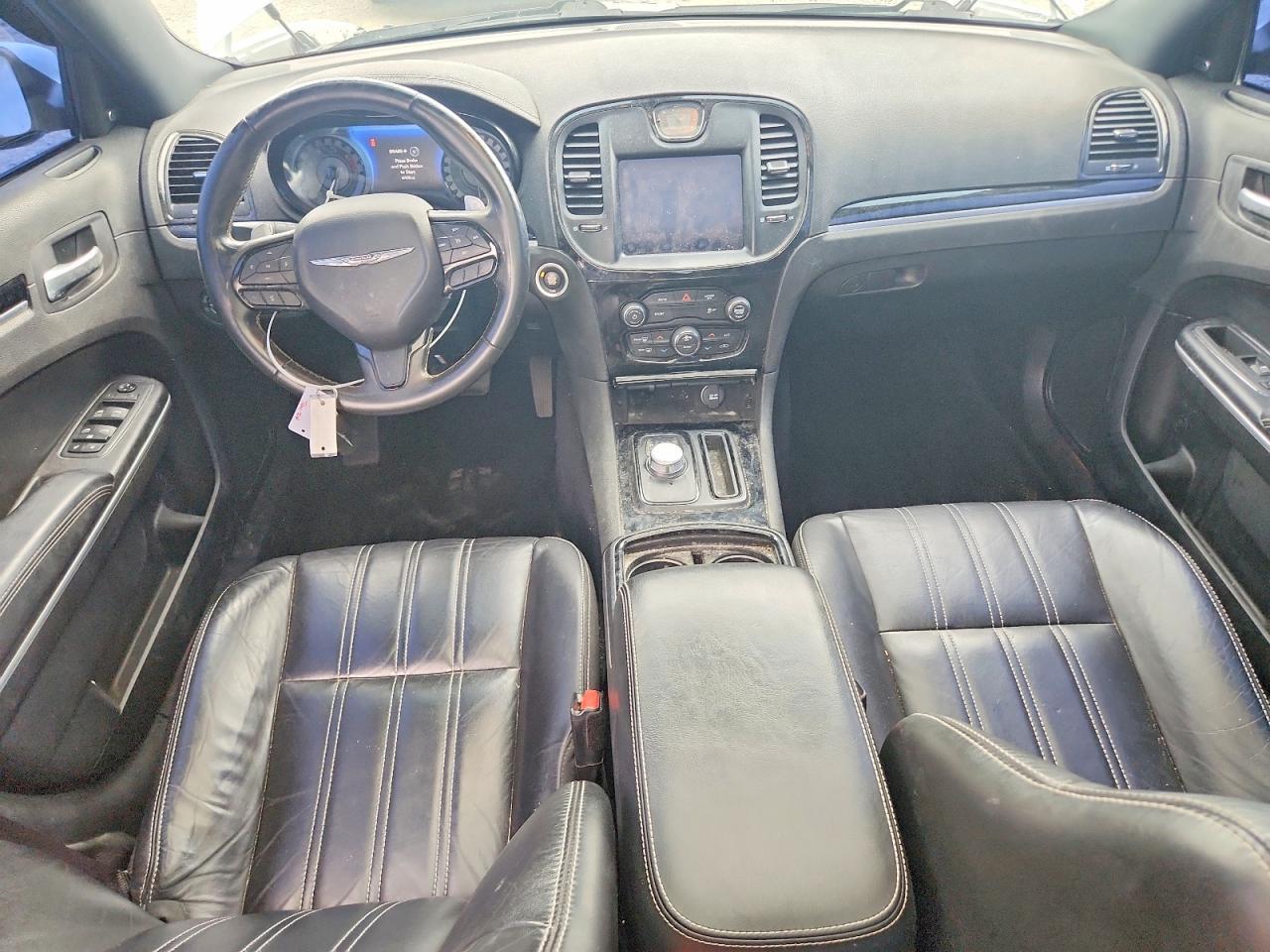 2020 Chrysler 300 S - zdjęcie 8