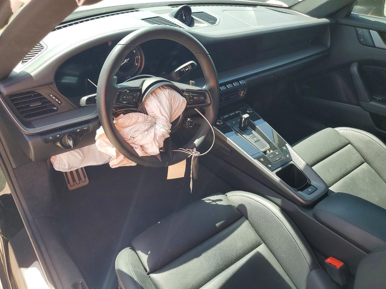 2024 Porsche 911 Carrera S - zdjęcie 8