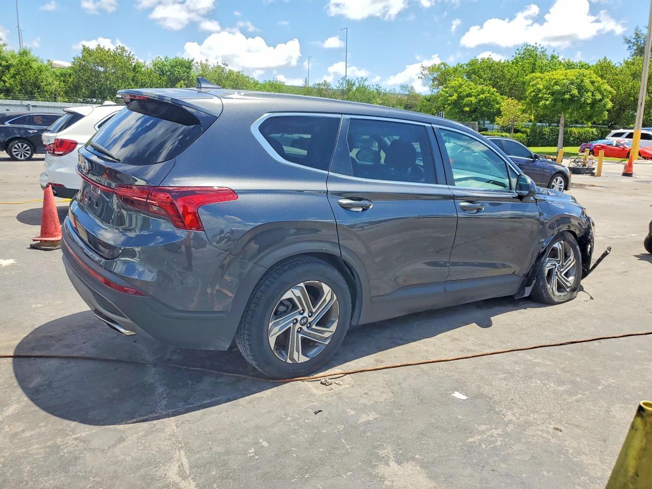 2022 Hyundai Santa Fe Se - zdjęcie 3
