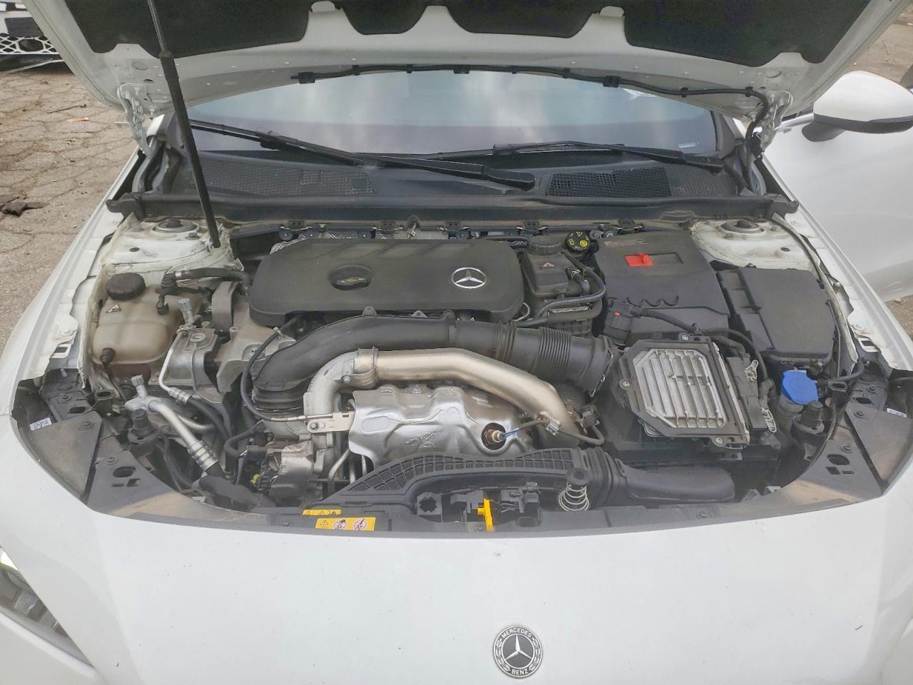 2024 Mercedes-Benz Cla 250 - zdjęcie 11