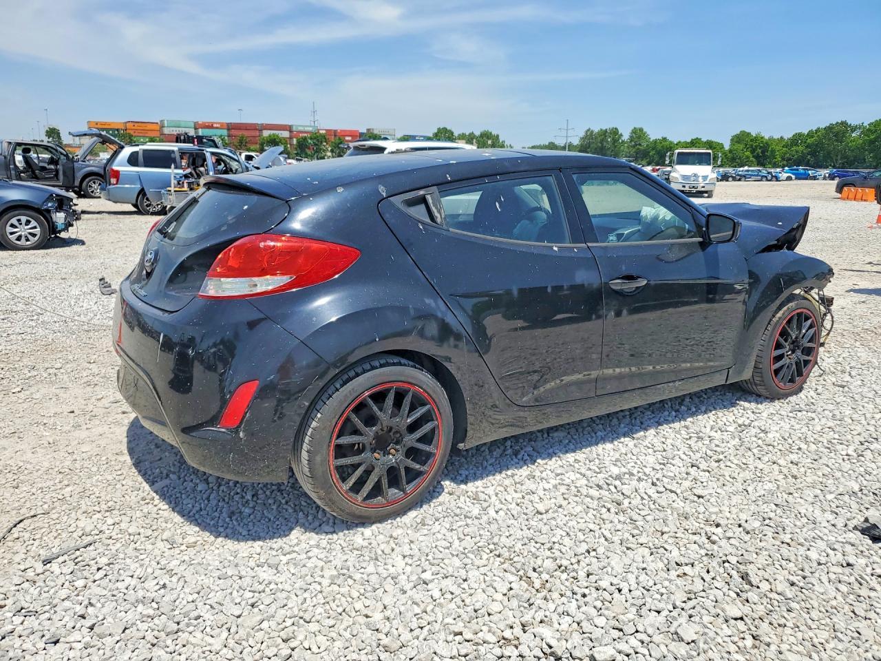 2014 Hyundai Veloster Base - zdjęcie 3