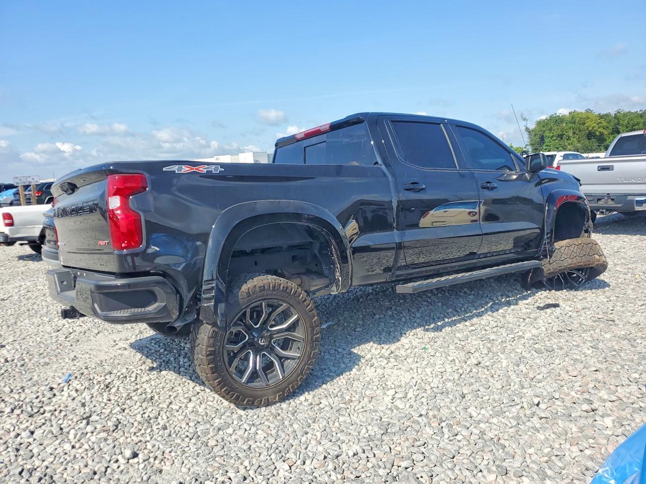 2025 Chevrolet Silverado K1500 Rst - zdjęcie 3