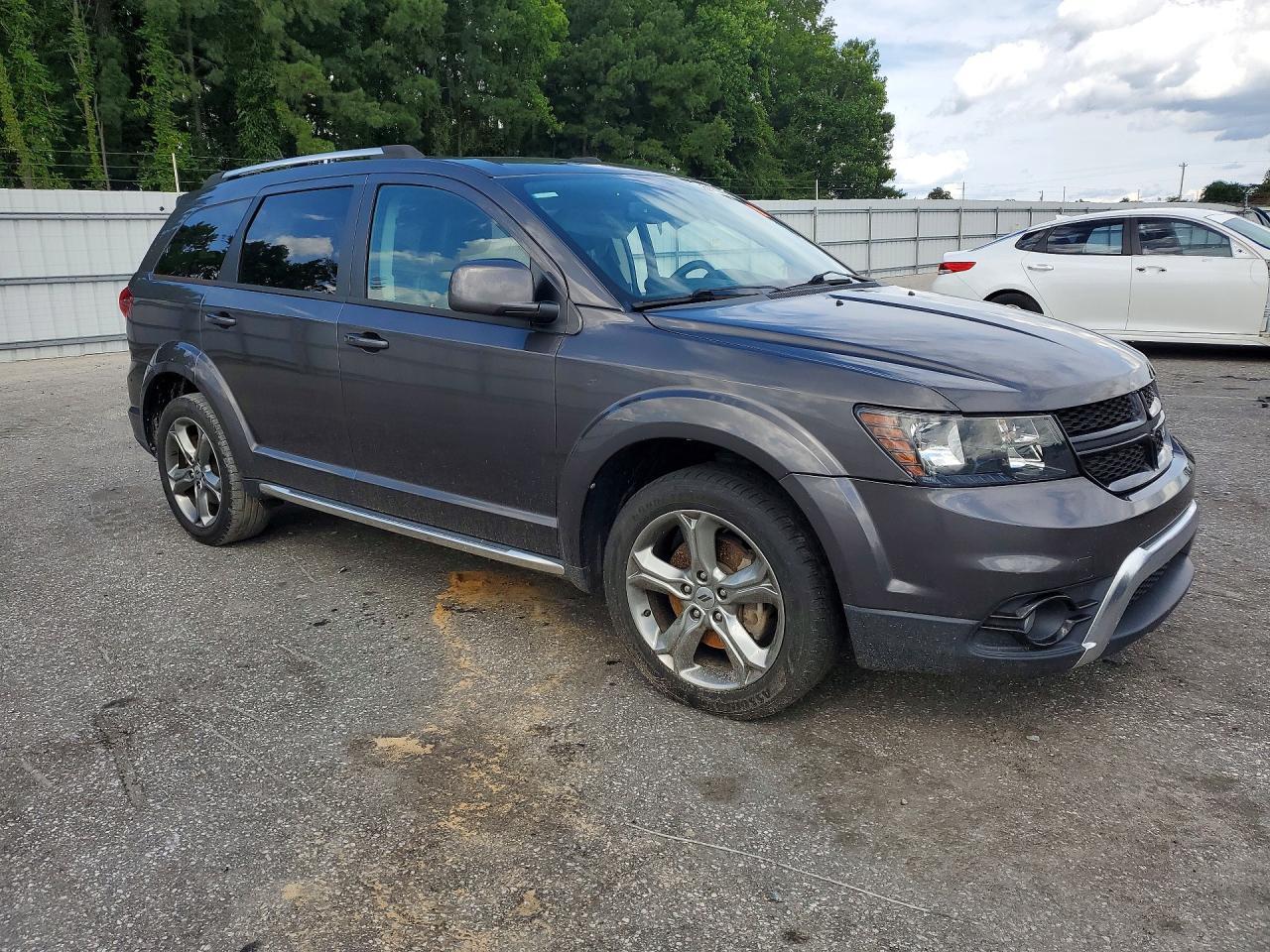 2018 Dodge Journey Crossroad - zdjęcie 4