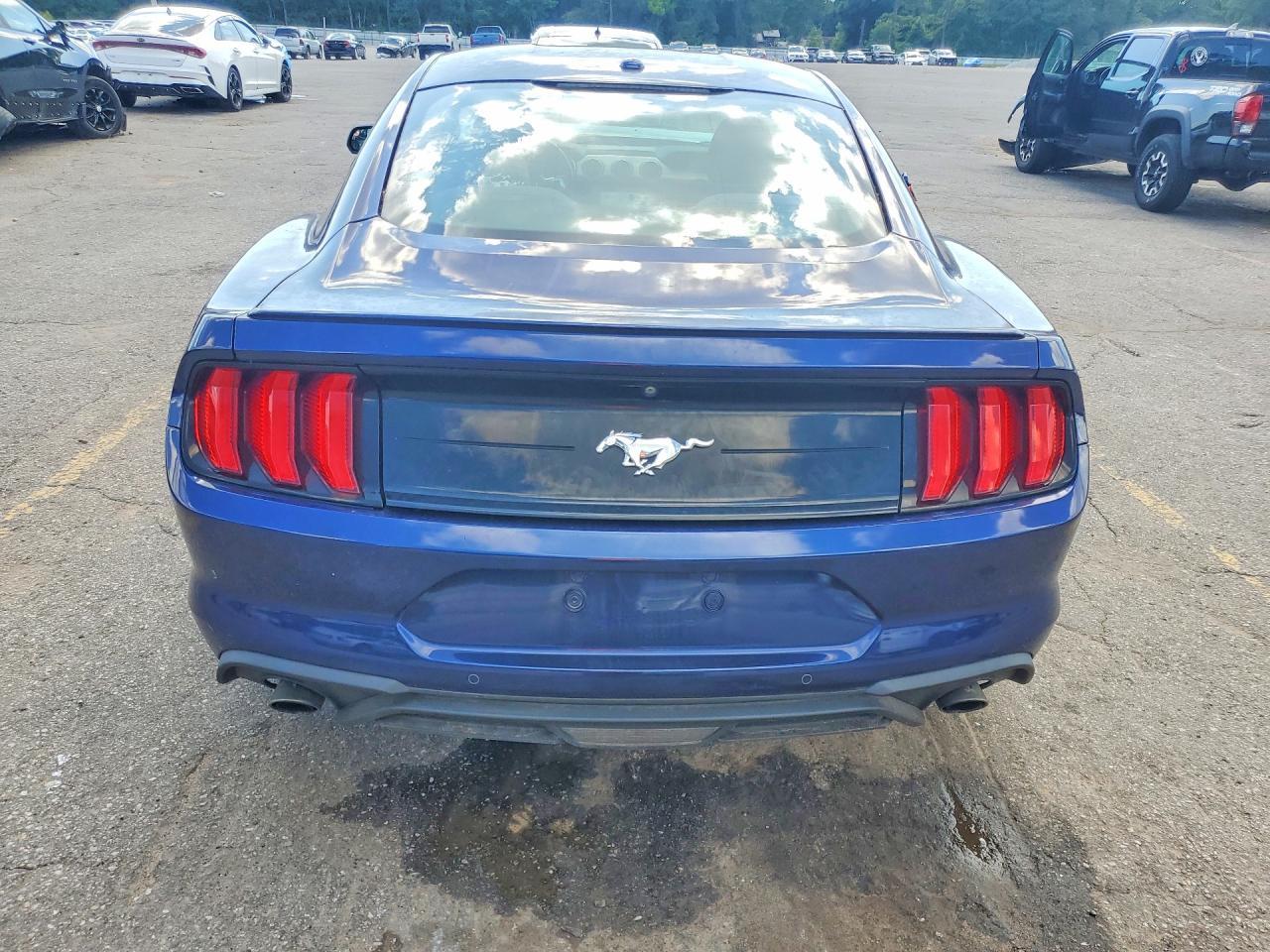 2018 Ford Mustang - zdjęcie 6