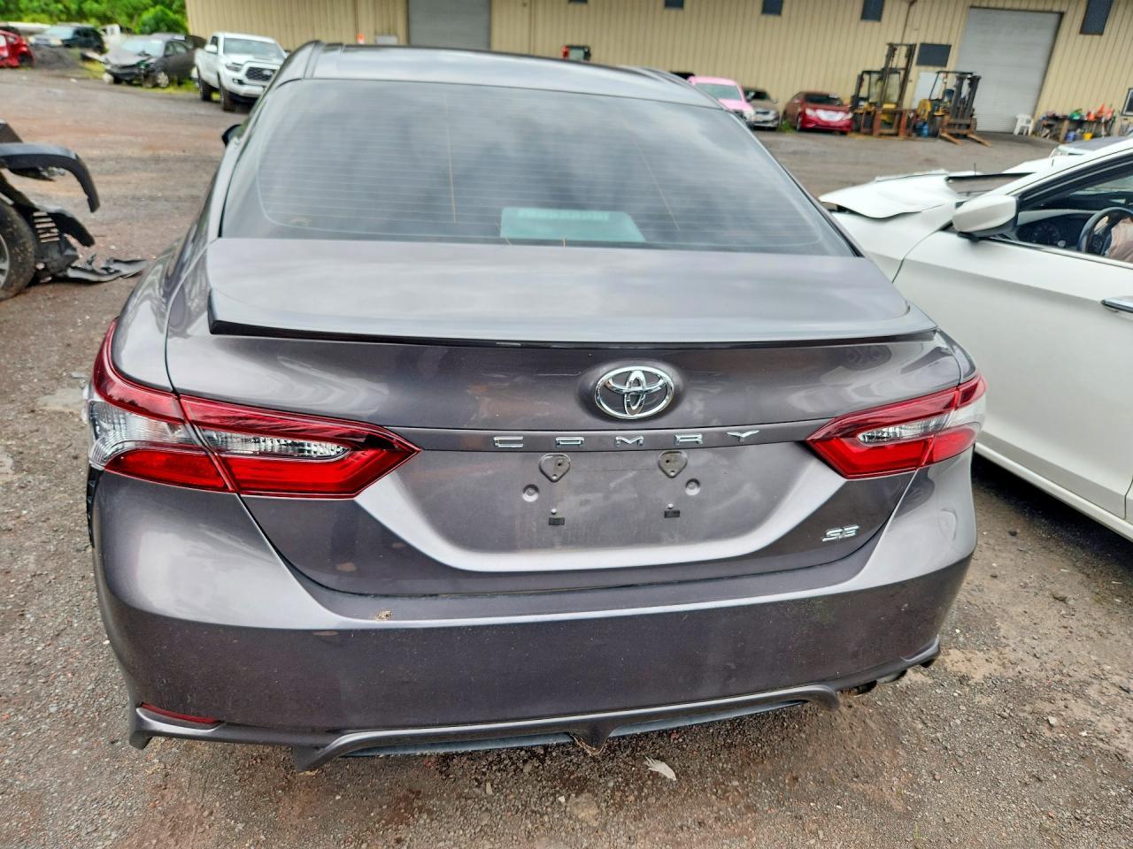 2024 Toyota Camry Se - zdjęcie 6