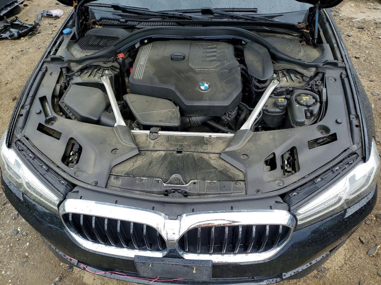 2021 BMW Seria 5 530i - zdjęcie 11