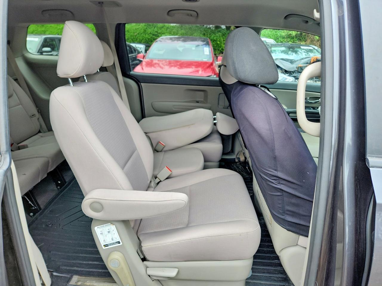 2016 Kia Sedona Lx - zdjęcie 11