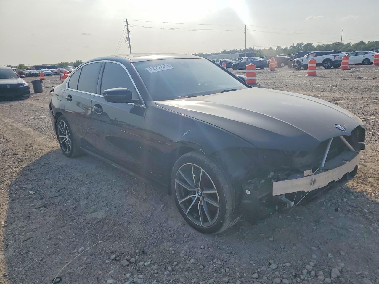 2022 BMW 330I - zdjęcie 4