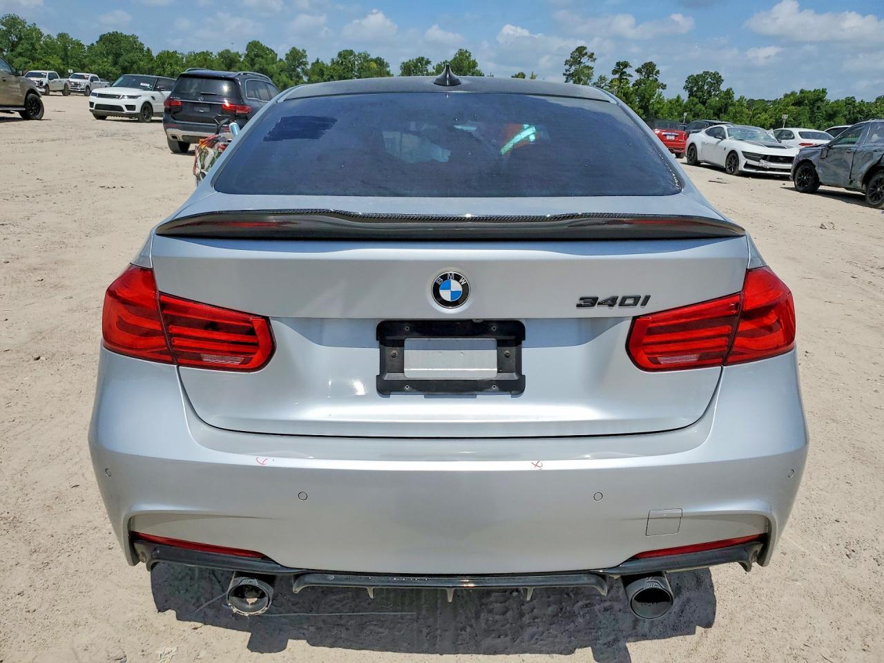 2016 BMW 3 Series Hyb 4D - zdjęcie 6