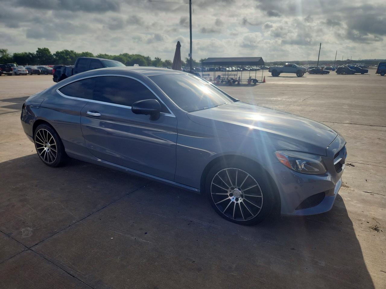2017 Mercedes-Benz C 300 - zdjęcie 4