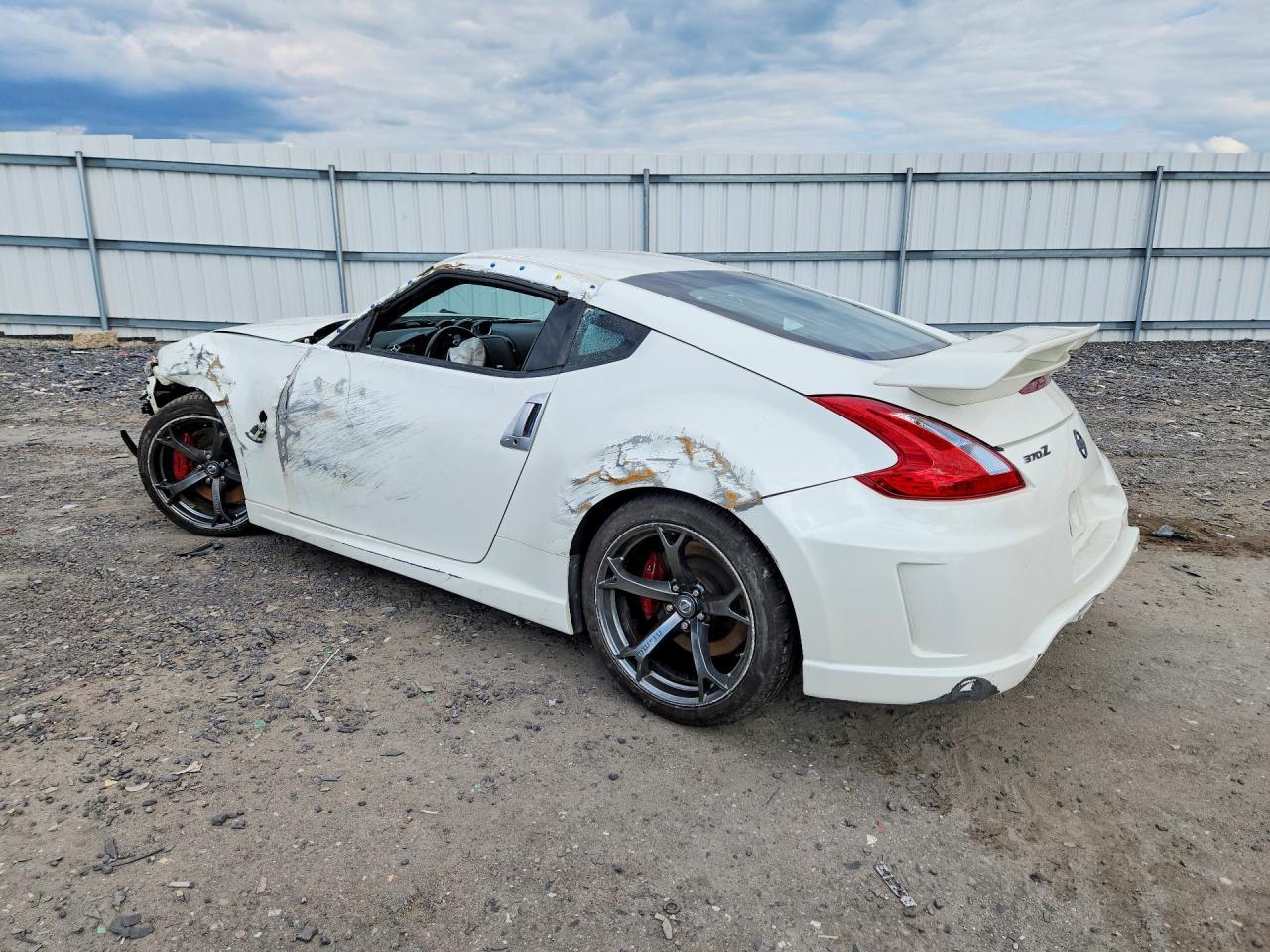 2013 Nissan 370Z Base - zdjęcie 2