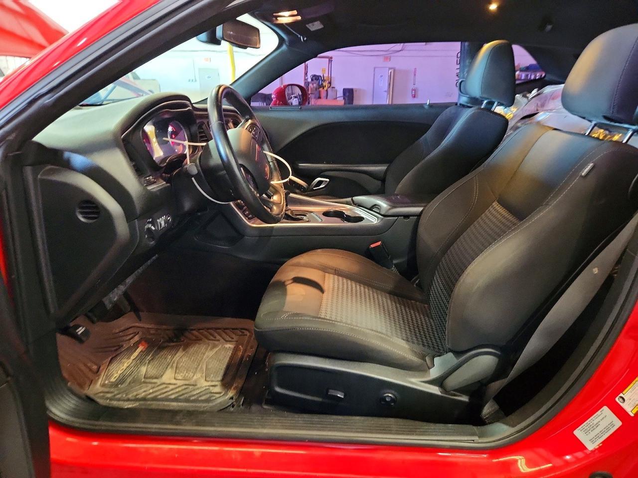 2018 Dodge Challenger Sxt - zdjęcie 7