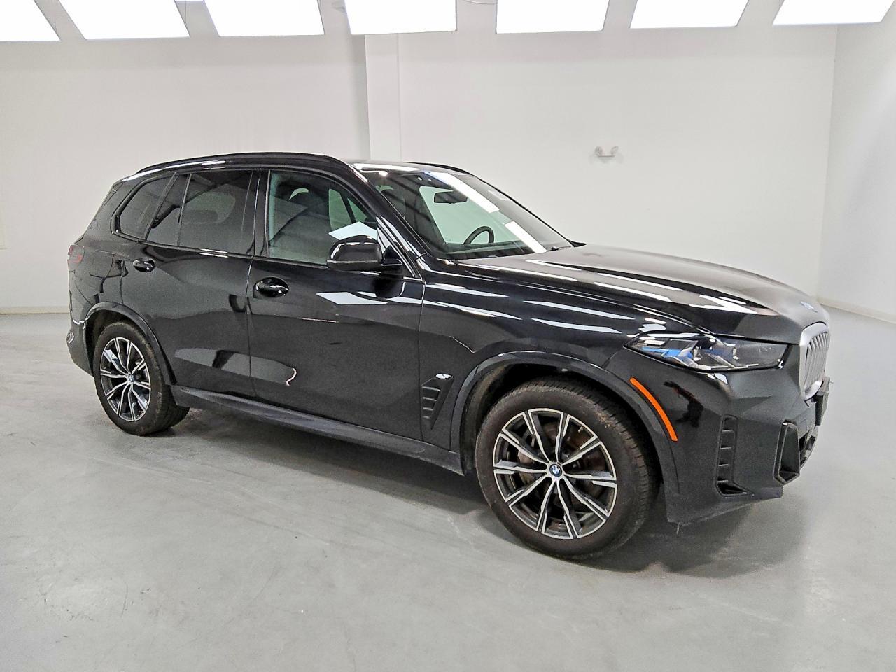 2025 BMW X5 xDrive50E - zdjęcie 4