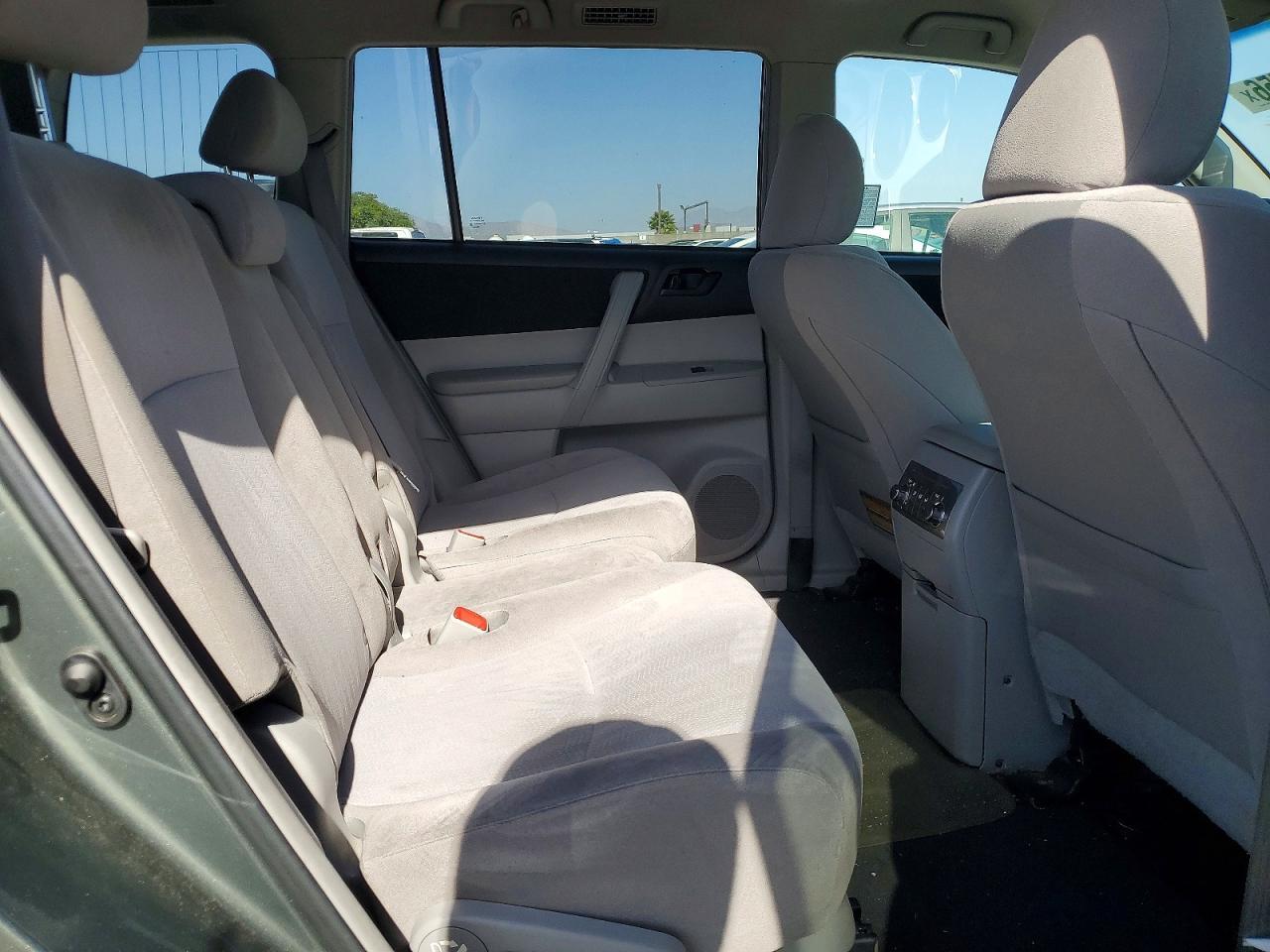 2013 Toyota Highlander Base - zdjęcie 11