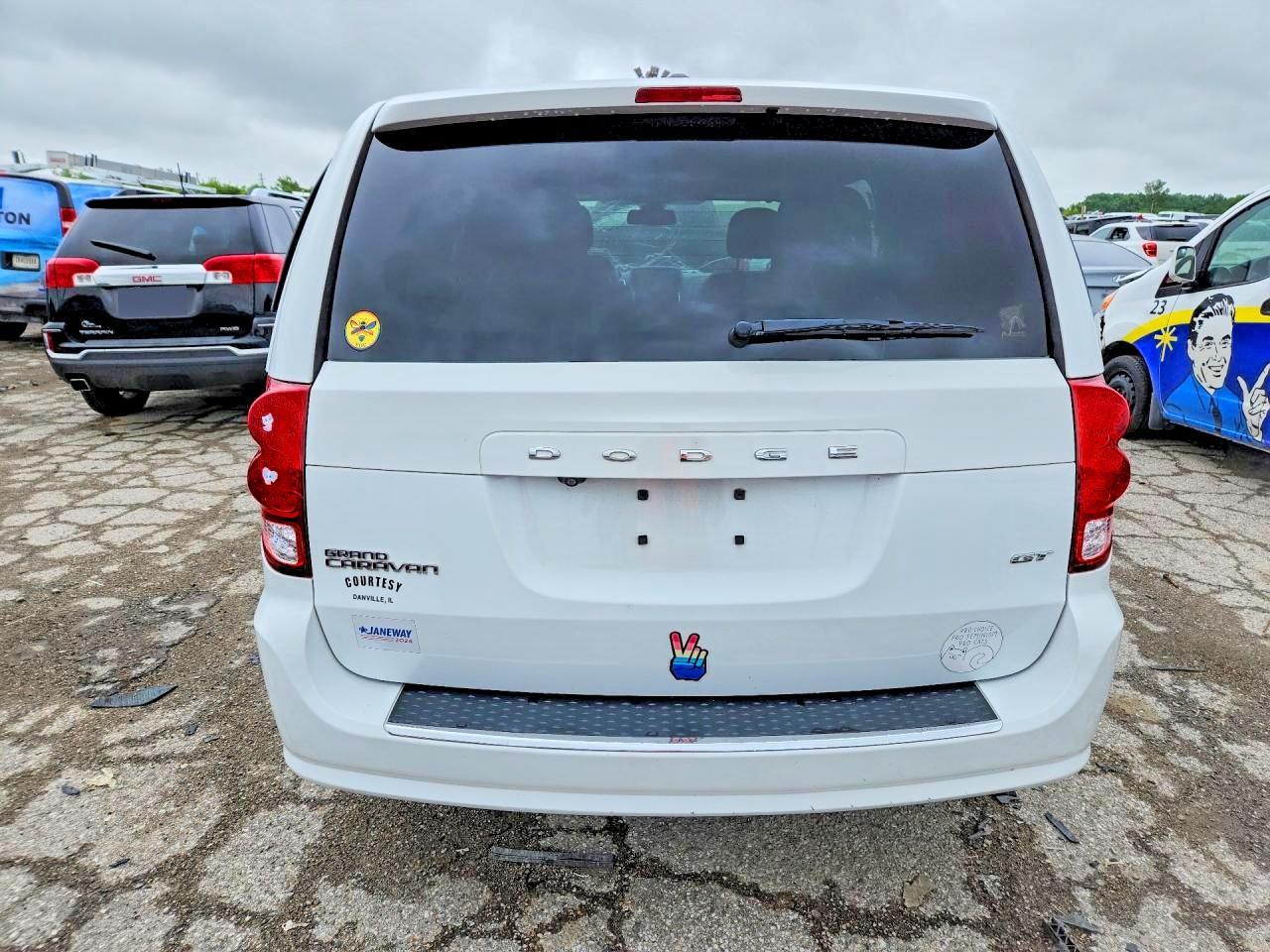 2020 Dodge Grand Caravan Gt - zdjęcie 6