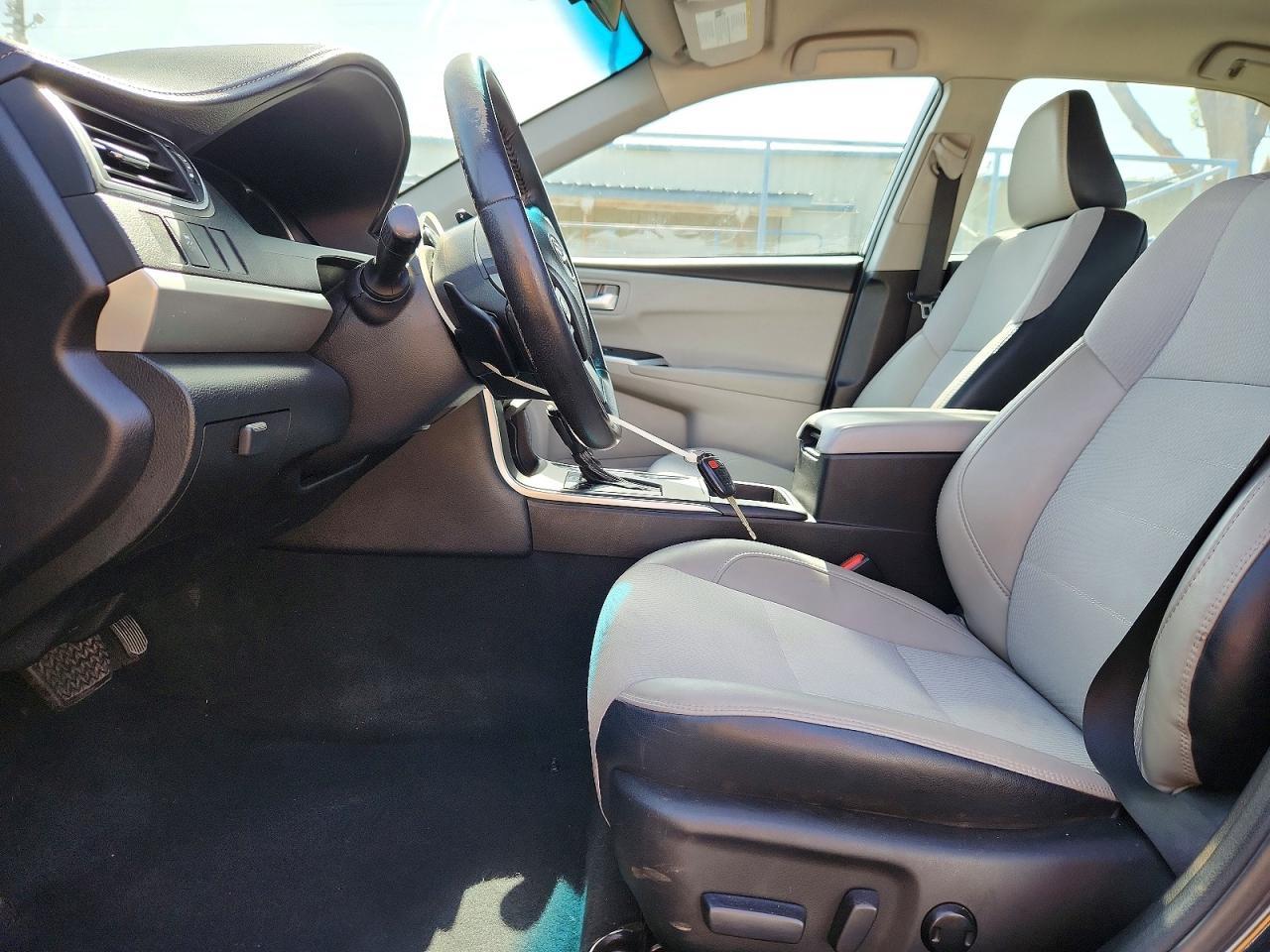 2017 Toyota Camry Se - zdjęcie 7