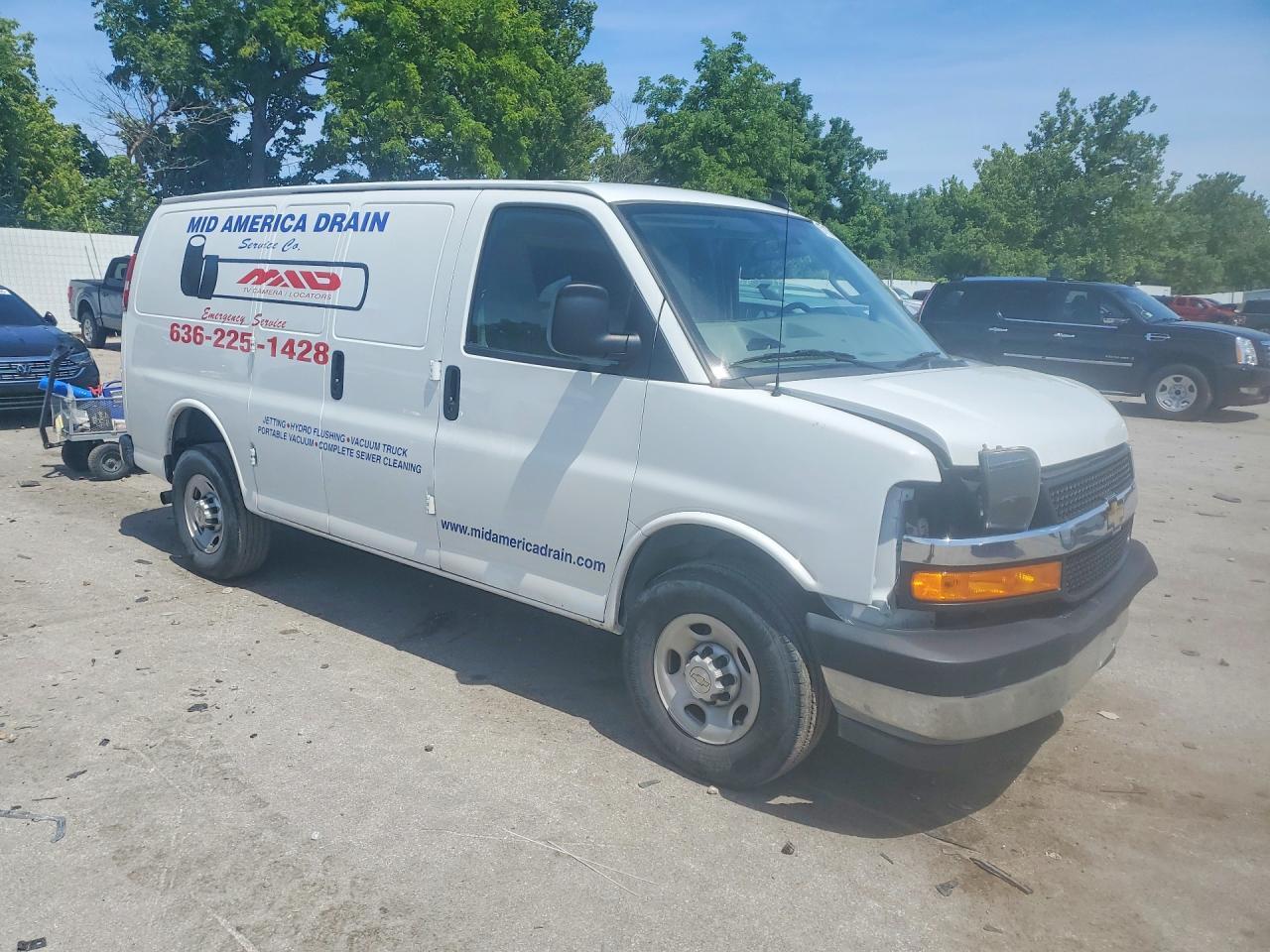 2024 Chevrolet Express G2500 - zdjęcie 4