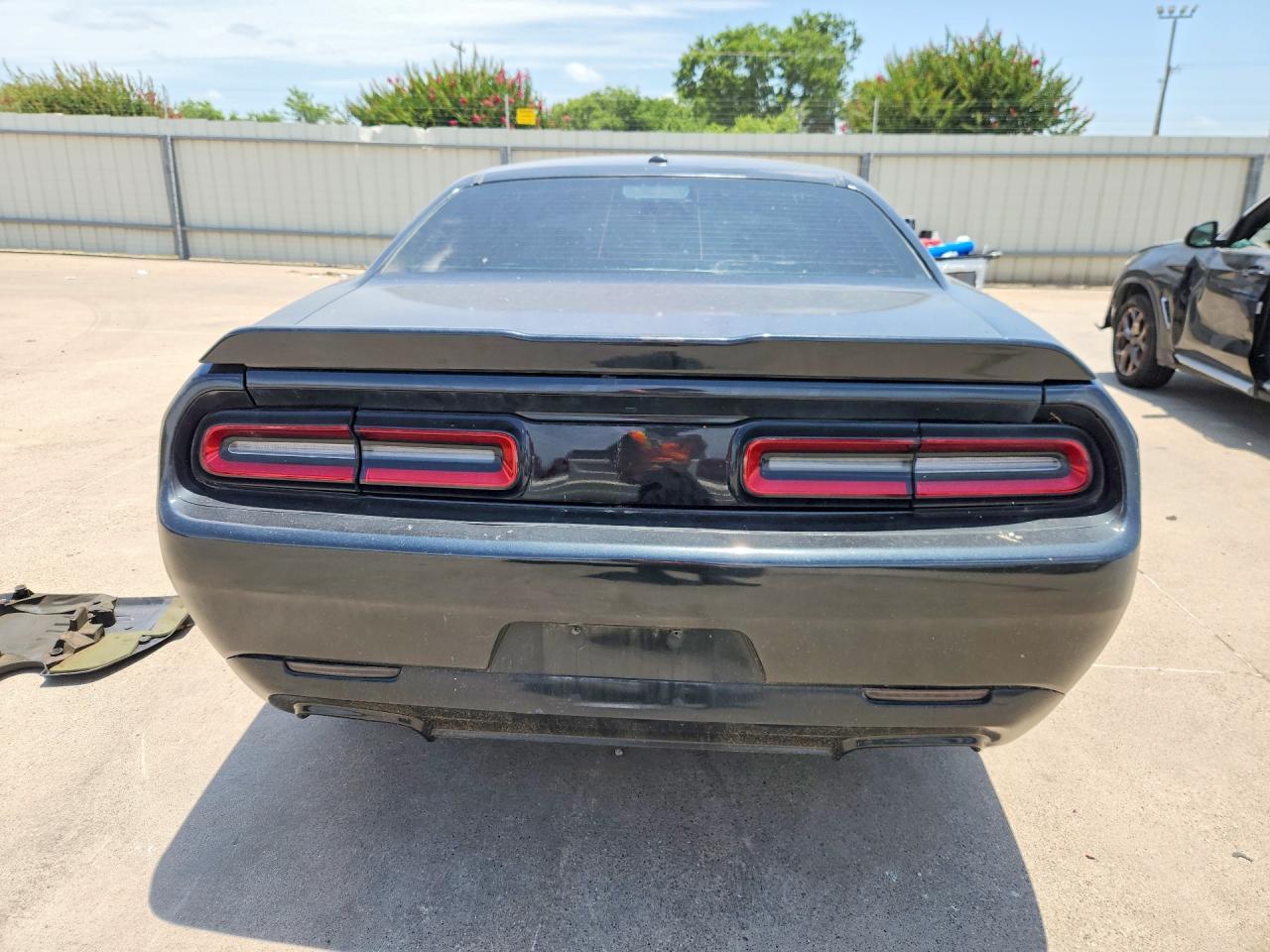 2016 Dodge Challenger Sxt - zdjęcie 6