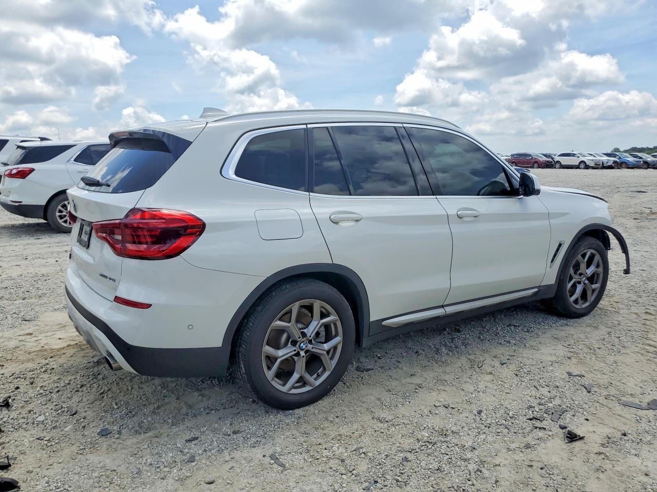 2020 BMW X3 Sdrive30I - zdjęcie 3