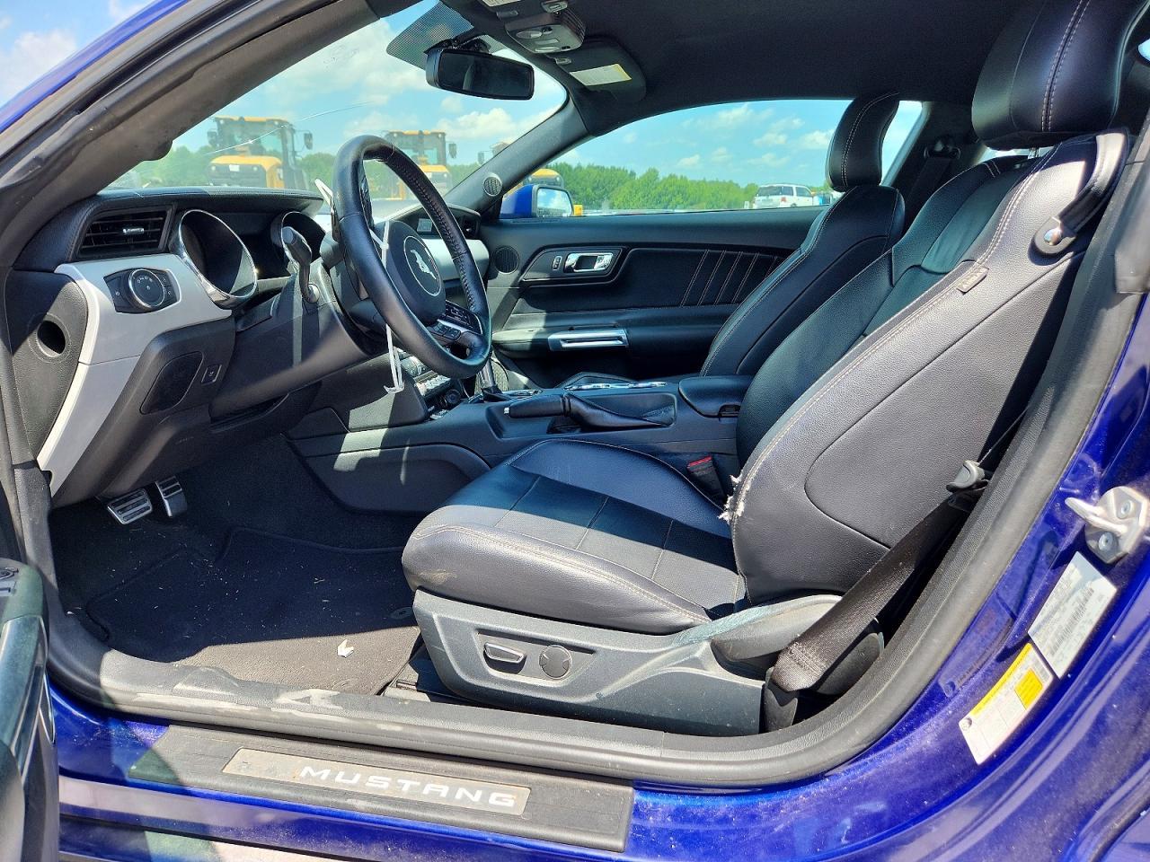 2016 Ford Mustang - zdjęcie 7