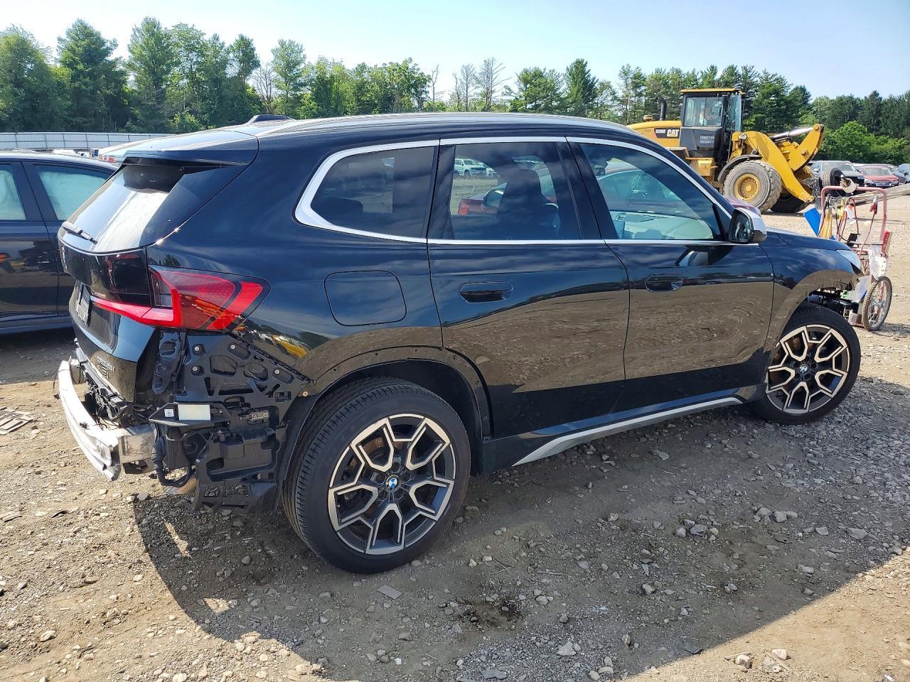 2024 BMW X1 xDrive28I - zdjęcie 3