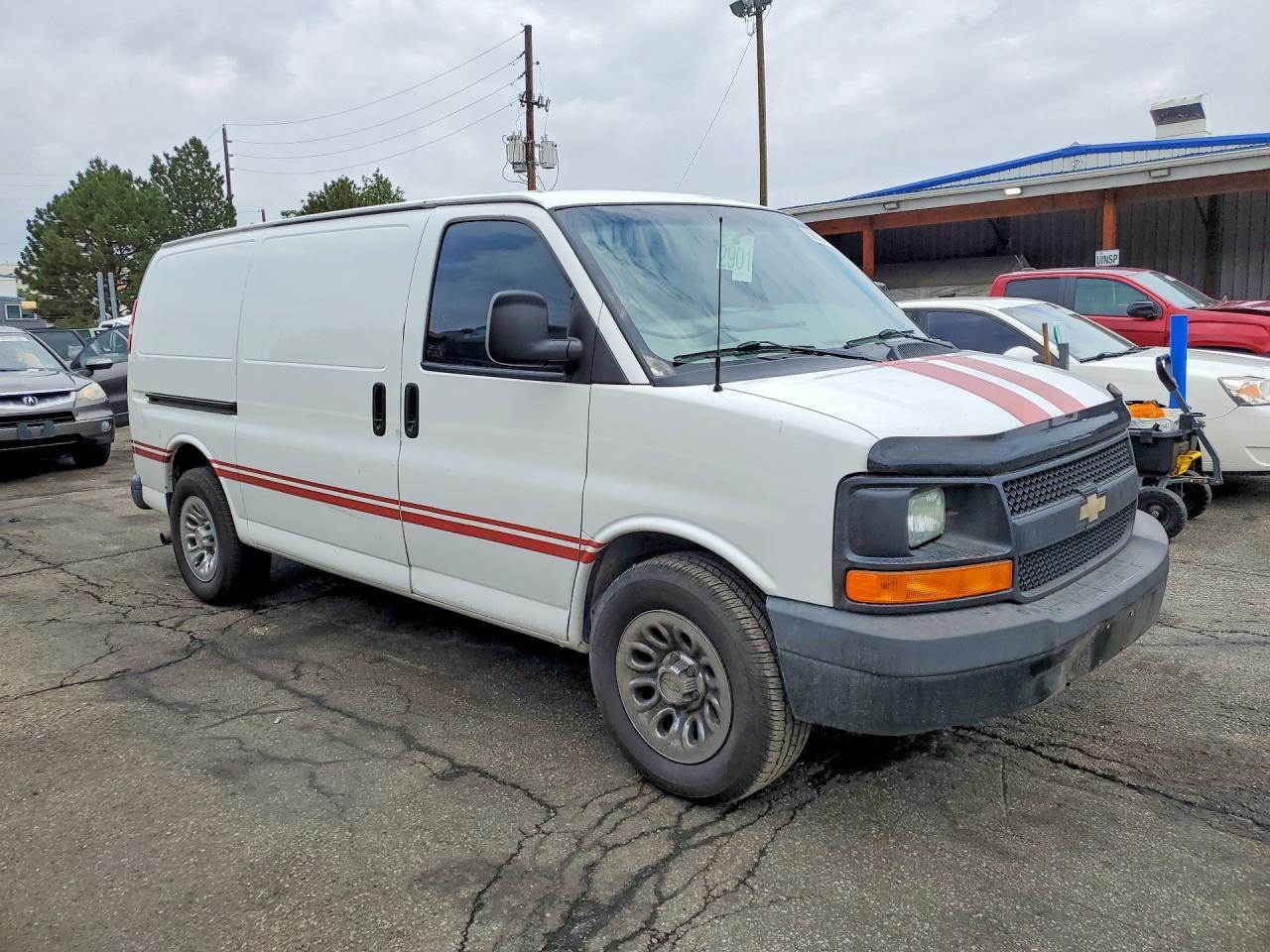 2014 Chevrolet Express G1500 - zdjęcie 4