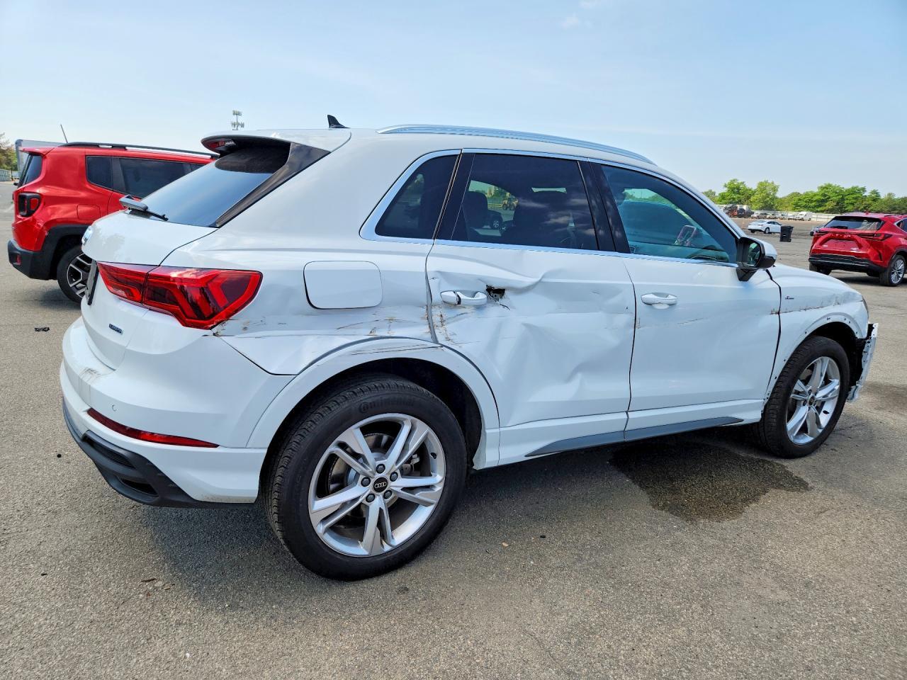 2024 Audi Q3 Premium Plus S Line 45 - zdjęcie 3