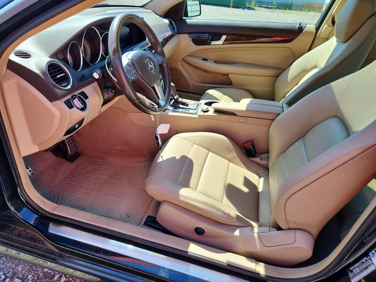 2015 Mercedes-Benz C 250 - zdjęcie 7