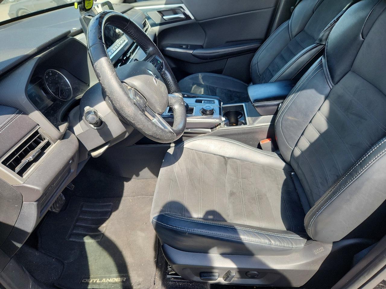 2022 Mitsubishi Outlander Se - zdjęcie 7