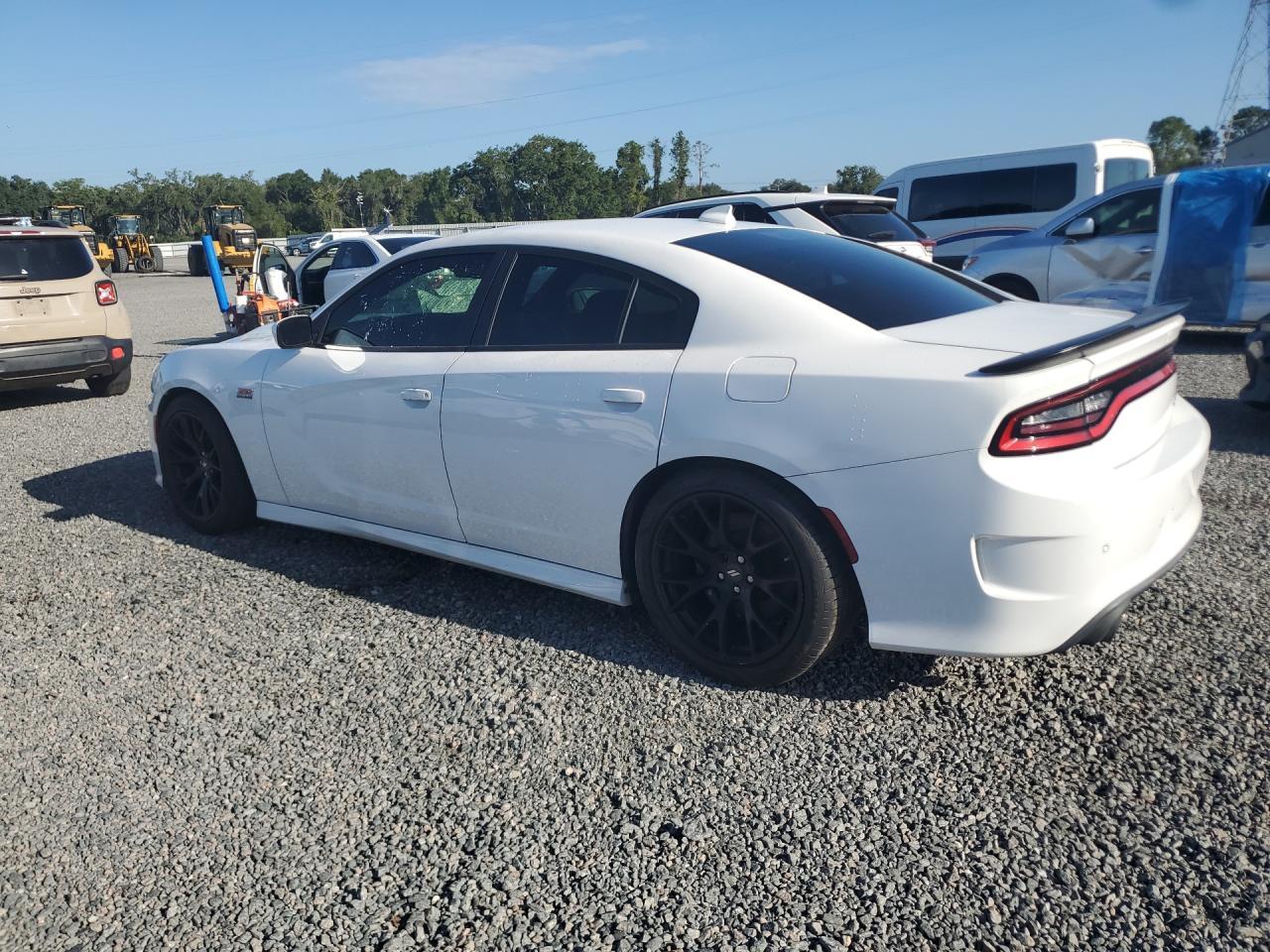 2017 Dodge Charger R - zdjęcie 2