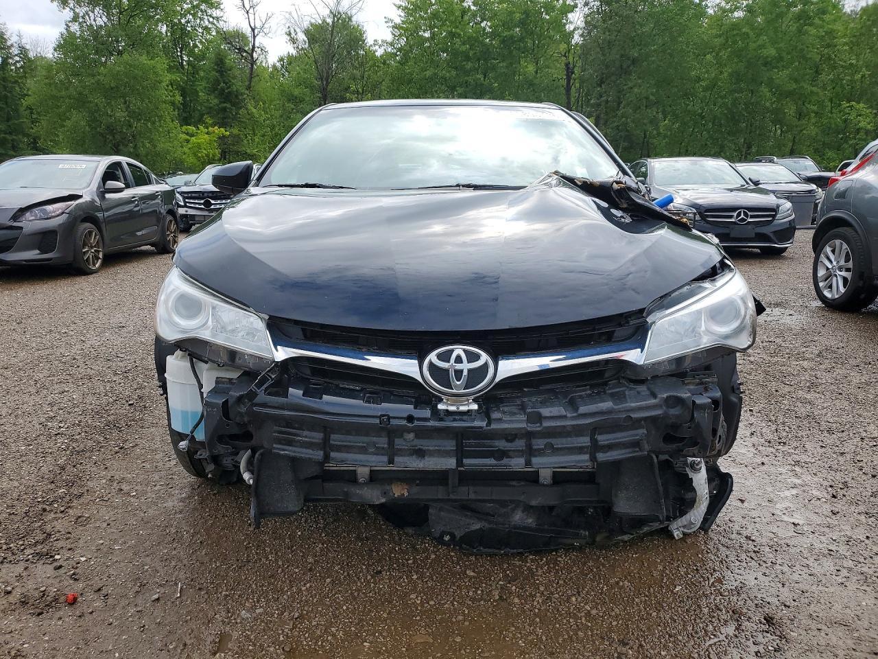 2017 Toyota Camry Le - zdjęcie 5