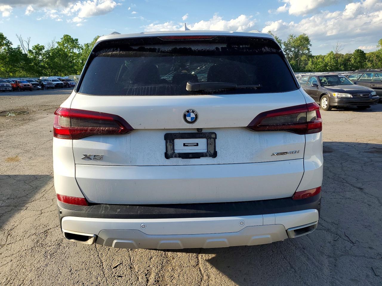2023 BMW X5 xDrive40I - zdjęcie 6