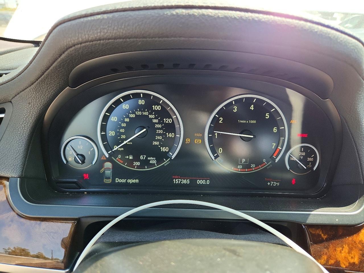 2013 BMW 740 I - zdjęcie 9