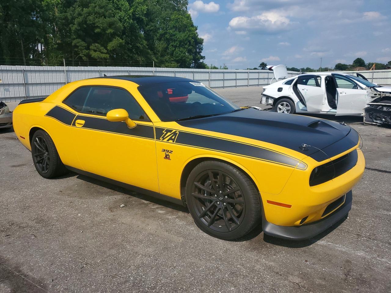 2017 Dodge Challenger R/T 392 - zdjęcie 4