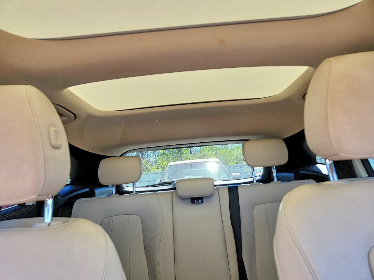 2021 Mercedes-Benz Gla 250 4Matic - zdjęcie 10