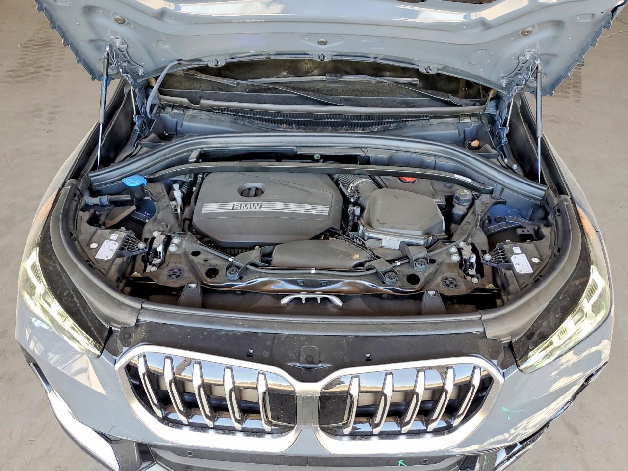2025 BMW X1 xDrive28I - zdjęcie 12