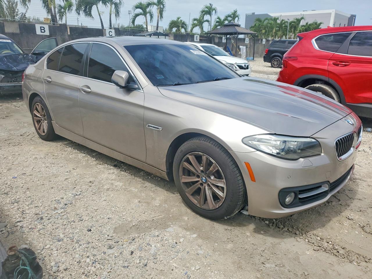 2015 BMW 528 I - zdjęcie 4