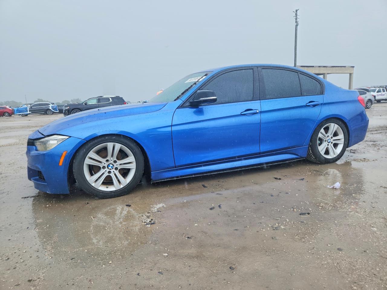 2013 BMW 328 I - zdjęcie główne