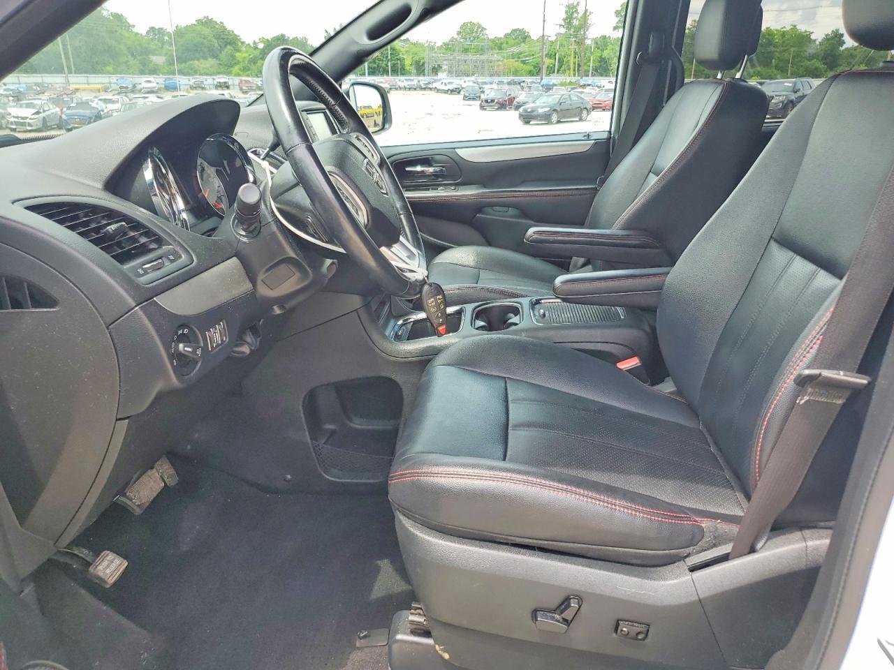 2018 Dodge Grand Caravan Gt - zdjęcie 7