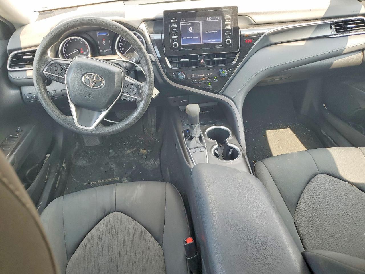 2023 Toyota Camry Le - zdjęcie 8