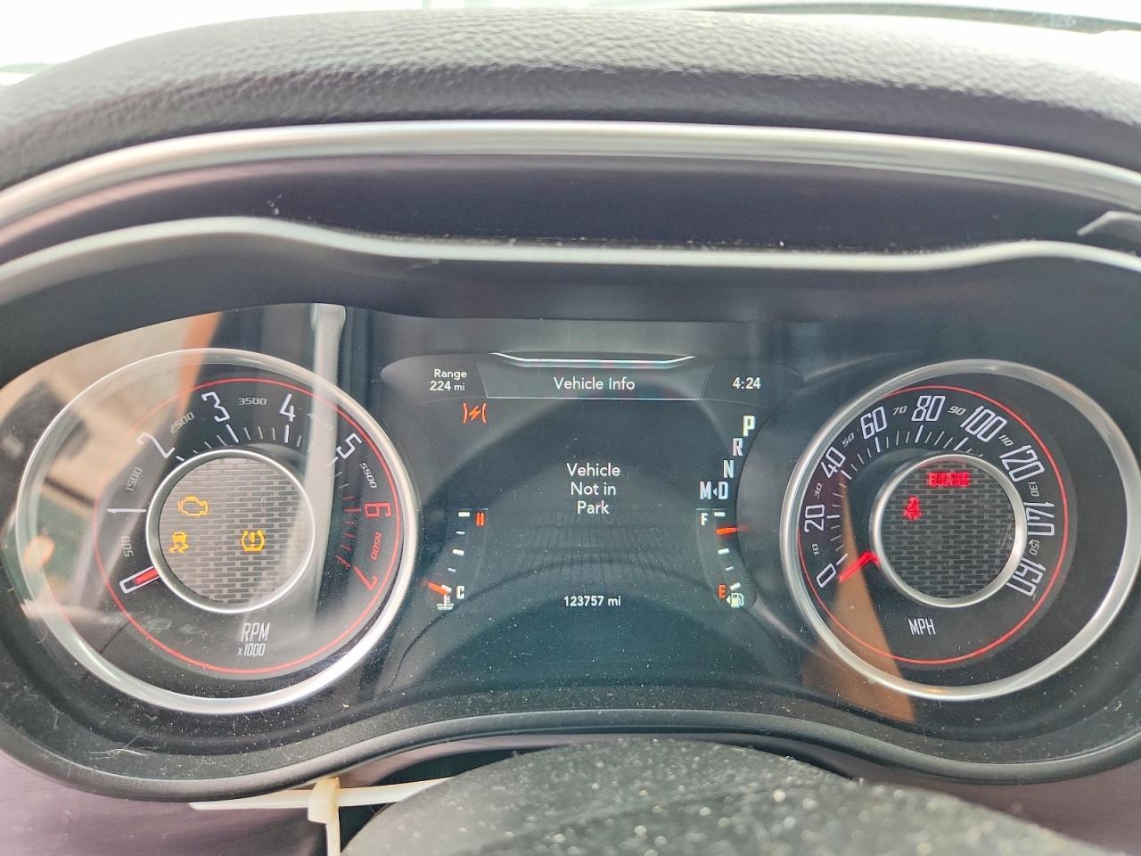 2016 Dodge Challenger R - zdjęcie 9