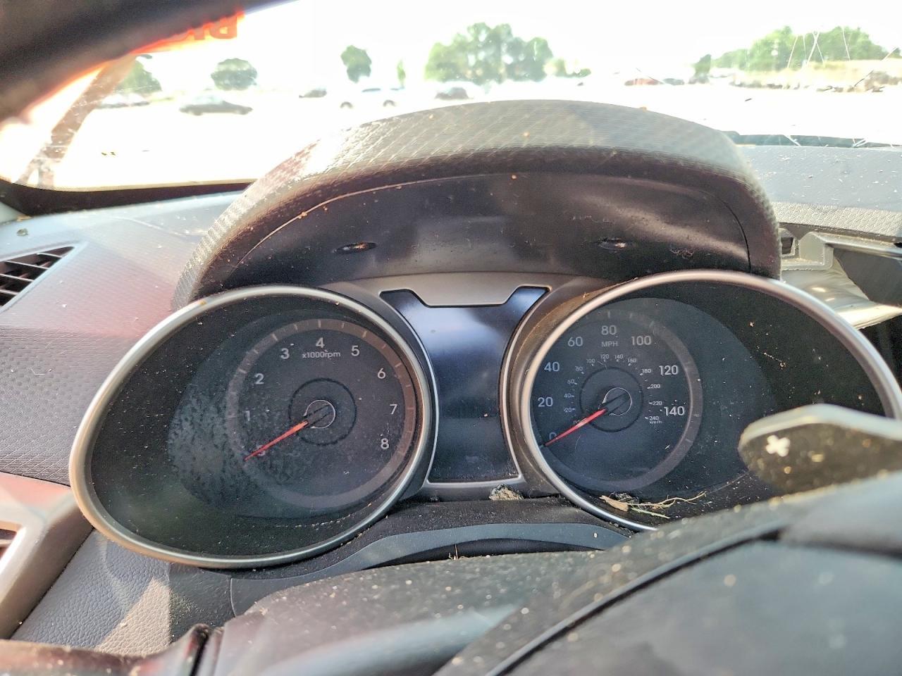 2013 Hyundai Veloster Base - zdjęcie 9
