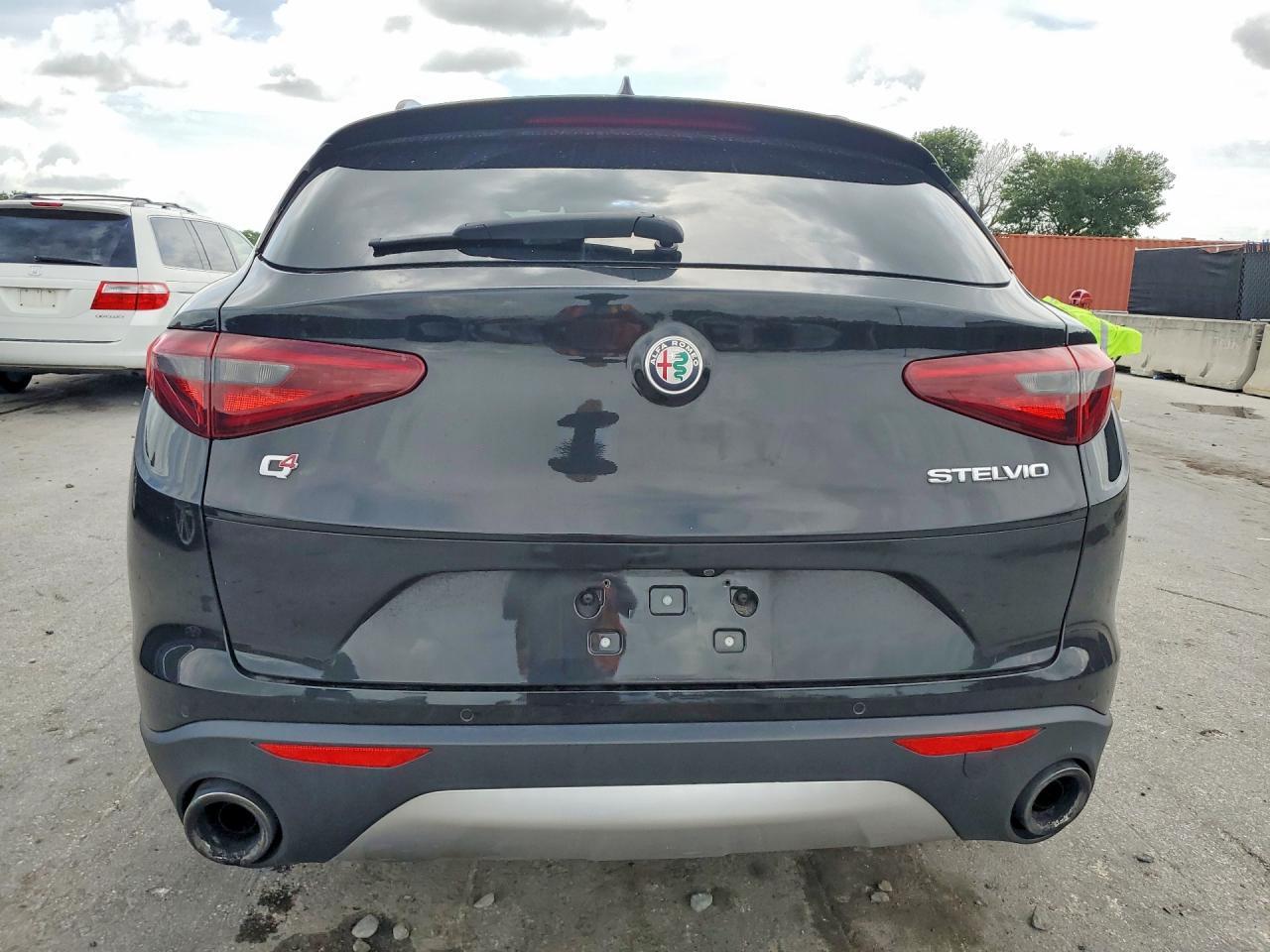 2019 Alfa Romeo Stelvio Ti - zdjęcie 6